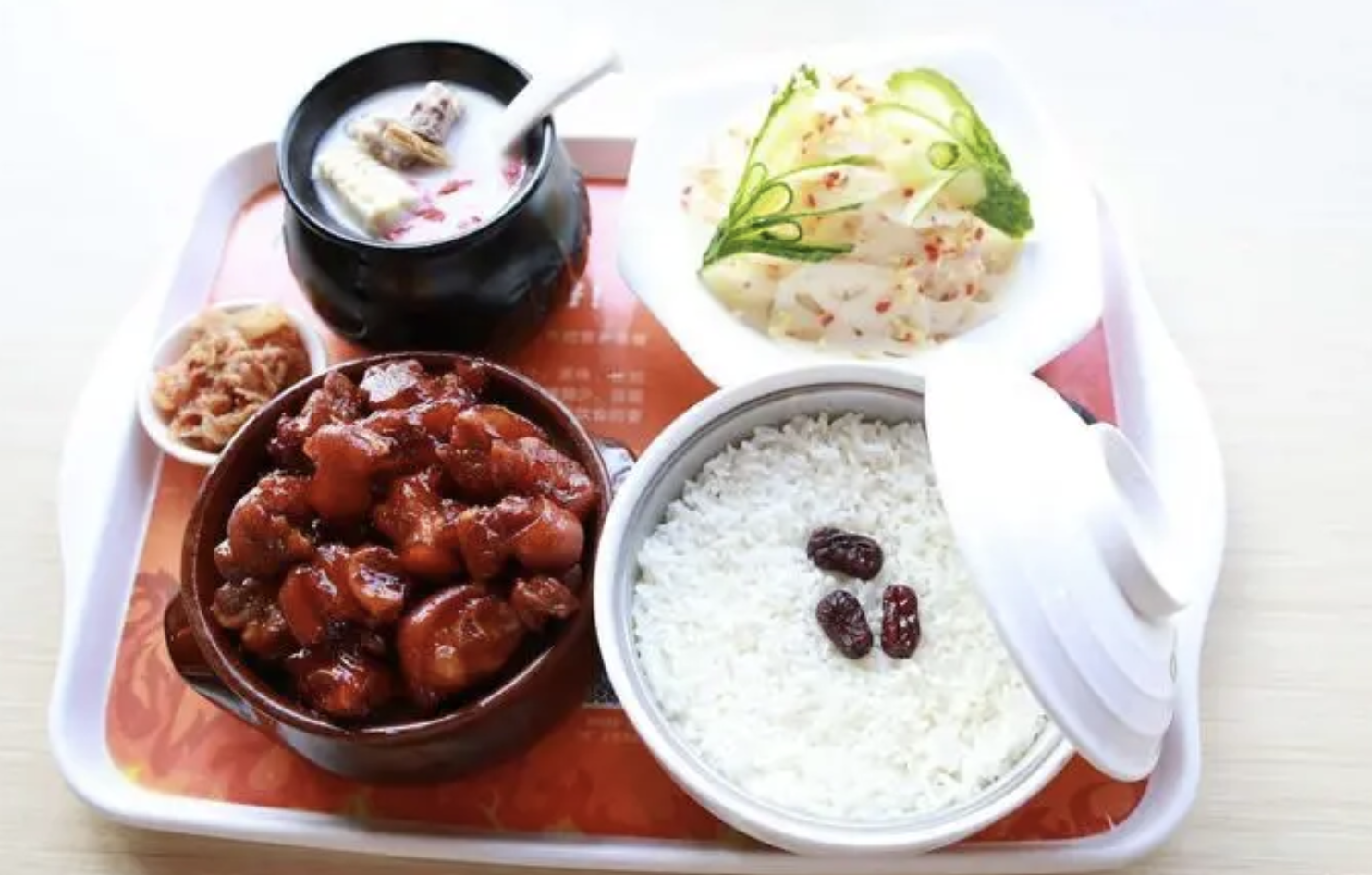 餐饮行业加盟创业：从下往上的股权架构模式解析